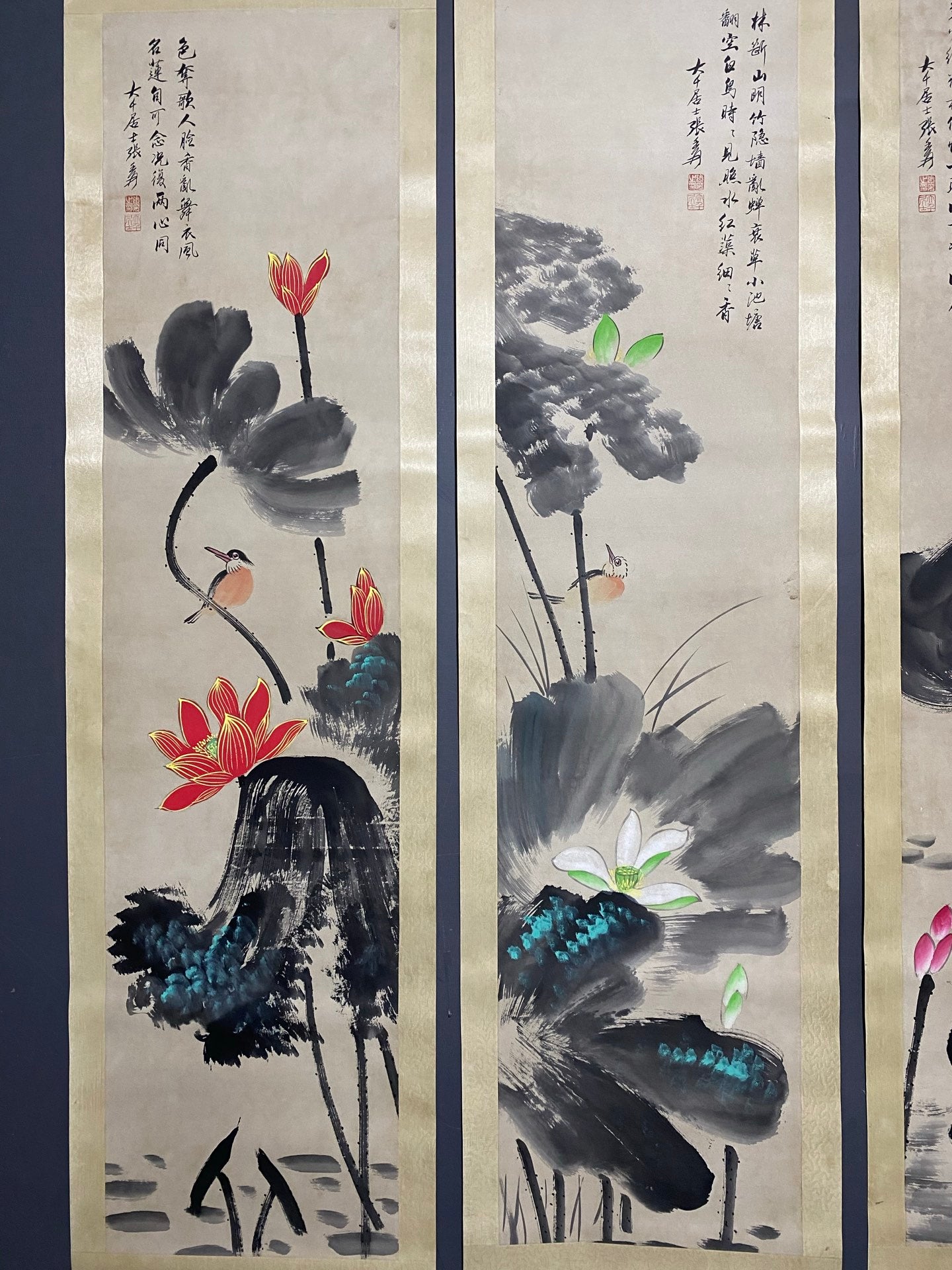 張大千四條屏荷花畫